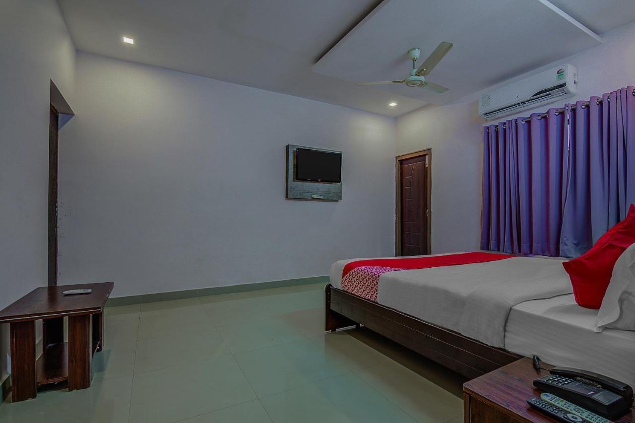 Oyo 8929 Stay Siddhartha Residency Jalāripeta Exterior foto