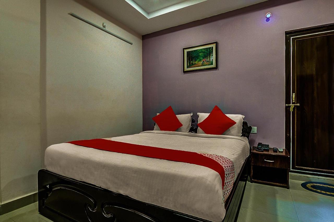 Oyo 8929 Stay Siddhartha Residency Jalāripeta Exterior foto