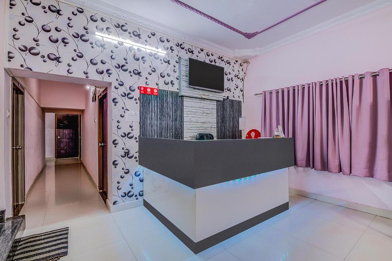 Oyo 8929 Stay Siddhartha Residency Jalāripeta Exterior foto